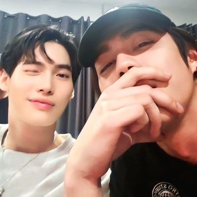 umiNOOKu_0402's profile picture. BWsの亡霊👻｜推しの妄想や劣情、仕事の愚痴も毒😈も好きなように呟く垢｜
表→ @miusea2721 にまずDMで🙏🏻
