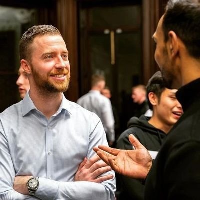 laholding135200's profile picture. 