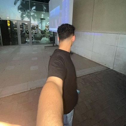 moatiz160's profile picture. اذا ابوك علمك على رز الخشم.. ابوي علمني على كسر الخشوم (: