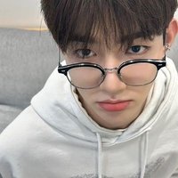 ๐ช๐ (@cookiezhang_) 's Twitter Profile
