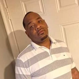 Ewise55's profile picture. One cool ass mf and that's 💯