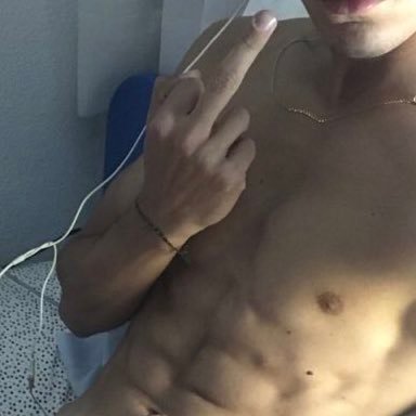 21M sub top 7in/18cm i can do honest #dickrate #nsfw #nsfwtwt #brotheragem dm me with pics and videos if u want my attention