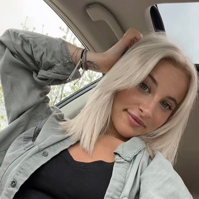 haycournoyer's profile picture. KHS ‘22                                                                           Paul Mitchell ‘23