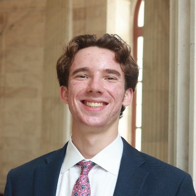 comms @SenDuckworth. alum @brianschatz, @SenatorDurbin, @UofIllinois. johnnie’s beef apologist and 5-tool mario baseball player. all views mine.
