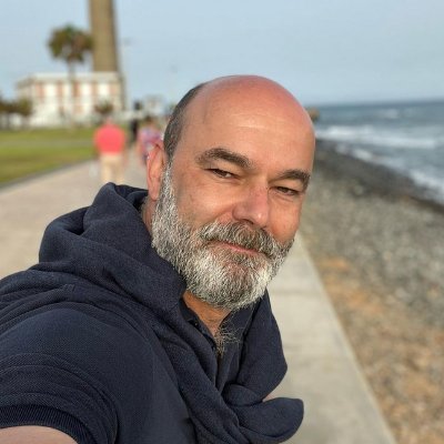 wahyoe_oi's profile picture. Dad of two beautiful children... I strive to impress myself and try to see the good in the world.
 #BillsMafia #letsgobuffalo