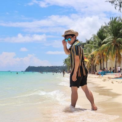 RichardSagcal's profile picture. Learn and love until it hurts.