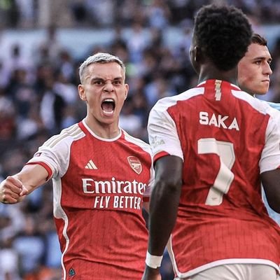 justguirro's profile picture. And they're just reaching for something to make it all seem meaningful 
*apapun tentang bola especially futfem*