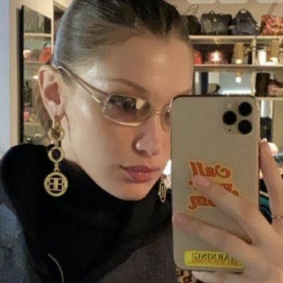 dazedsomi's profile picture. 