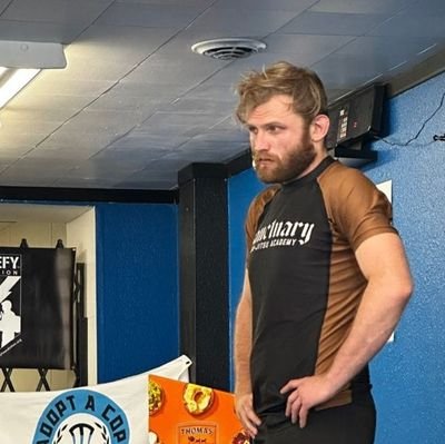 Jiu Jitsu Brown Belt, with Autism & a podcast. Check out Pod Pending  link 👇👇👇
https://t.co/WldiJLlrJk