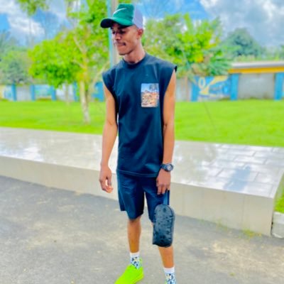 Teekay39682's profile picture. just leave ur life don’t fake it 🙏