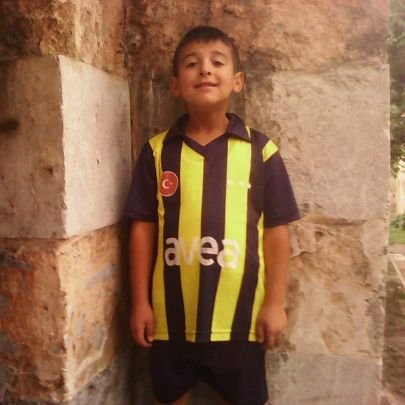 sadrl574221's profile picture. 