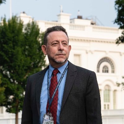 Chief nat’l correspondent @VOANews; Adjunct asst. professor, @ShenandoahU; Adjunct @URjournalism; Author: 'Behind the White House Curtain' @KentStateUPress