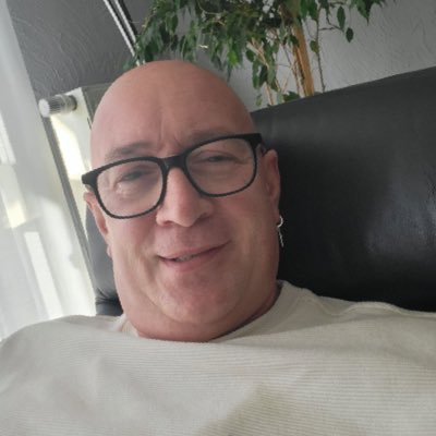 Daddy_James011's profile picture. 