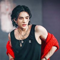 megan π (@hwangscharmer) 's Twitter Profile