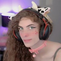 Cow(@aSpicyCow) 's Twitter Profile Photo