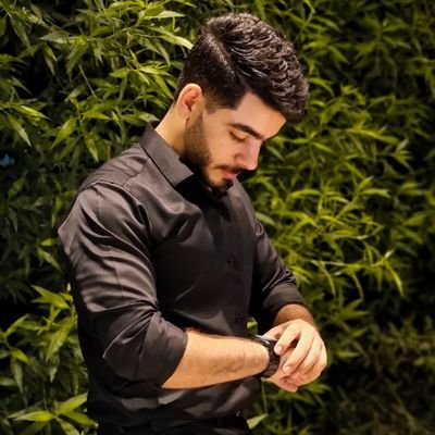 جوه كل واحد فينا حكايه متحكتش أو كلام متقالش ..
Faculty of computer science engineer | BU 🧑🏻💻