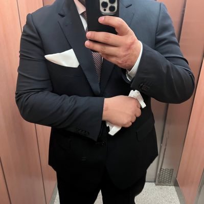 CarlosLR_D's profile picture. Empresario - ColdHosting. Business📩: carlos@coldhosting.com