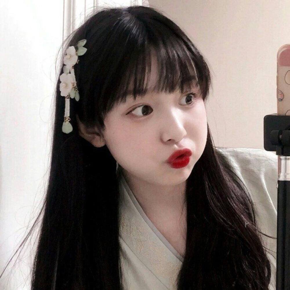 gstty323wnx's profile picture. 现在的我很自在，皆因没有恋爱