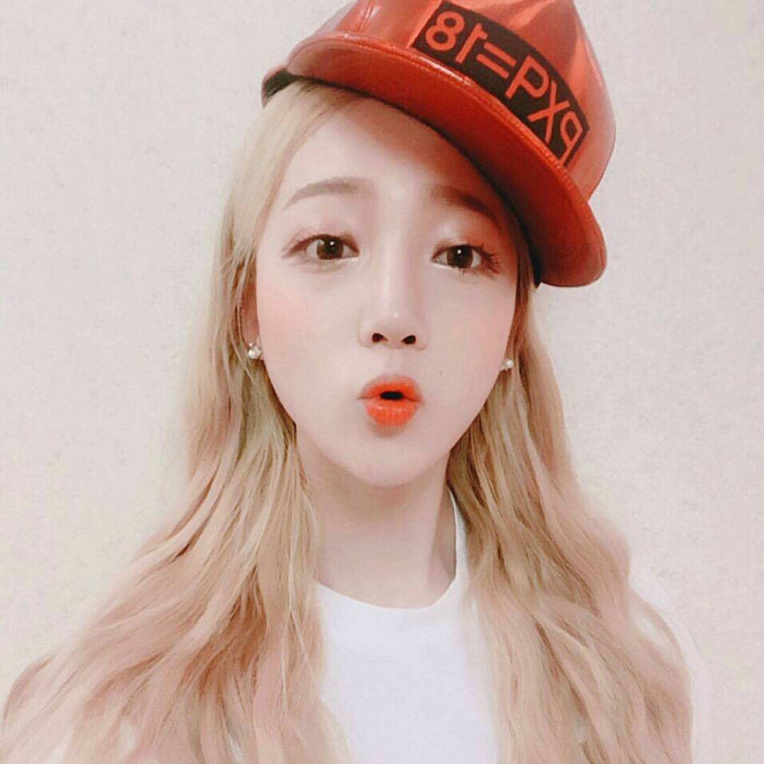 nvny156saol's profile picture. 现在的我很自在，皆因没有恋爱