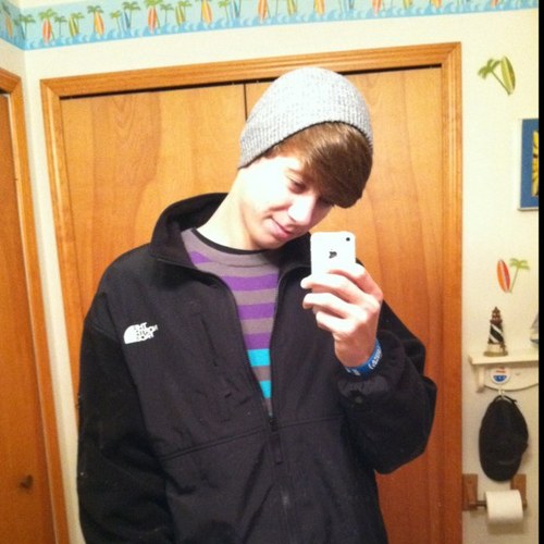 luvz2skate2's profile picture. Yo whats up my name is alec nice to meet you.