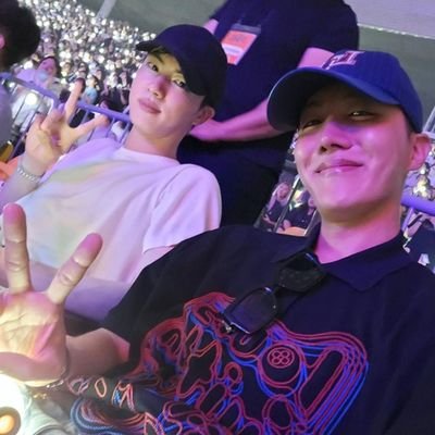 Ayelenminkim1's profile picture. 