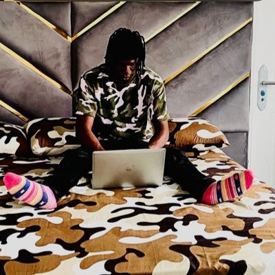 E89132Eminent's profile picture. Stay true to self. Regardless of anything else.