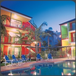 Mooloolaba Backpackers is a backpackers located centrally in Mooloolaba, 5mins walk from the Beach and within a close commute to Caloundra,Maroochydore & Noosa.