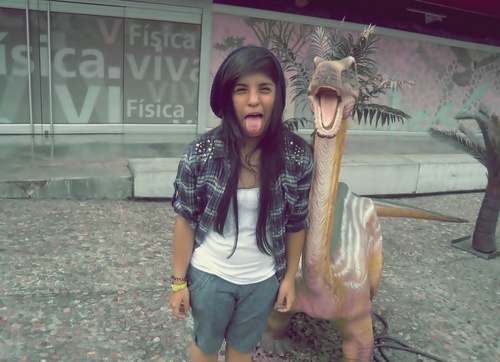 KriiHpxd's profile picture. Con tus fracasos, derrotas & retos, es mejor vivir tú vida como tú corazón te dicte. No de acuerdo a las normas sociales
http://t.co/67OaOqKbVl