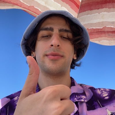 batuNdrum's profile picture. I'm an old man with cool hat and cool shirt