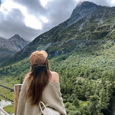 Optimism is an inspiring and beautiful march 💅, it will always inspire you to the glory of your career 🎼 Love the air of nature, purify my heart❤️