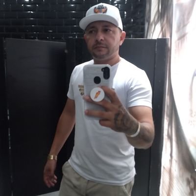 Diogosi73512771's profile picture. técnico de qualidade na área de medição espessura.