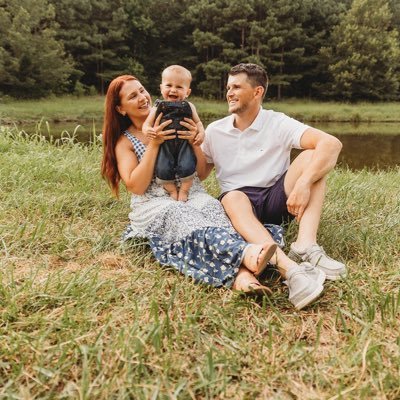 Newberry College graduate
God first
Washed up baseball player
Jillian Cromer 💍