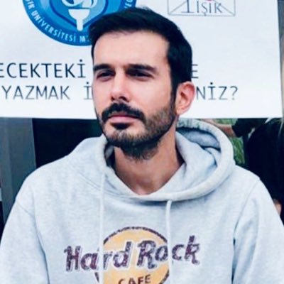 emrahakcicek's profile picture. senior dev, tech savvy