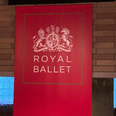 mBalletOtaku's profile picture. バレエ、映画、ミュージカル、サッカー、舞台、2.5、読書など趣味雑多垢
サッカー　セレッソ大阪、アストン・ヴィラ
バレエ団→英国ロイヤル・バレエ団
無言フォローお許しください
関西　成人済