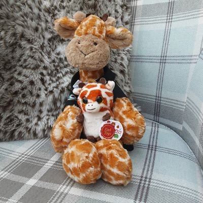 Giraffe helping to spead the word and raise money for Giraffes on Tour &  Great Ormand Street Hospital.