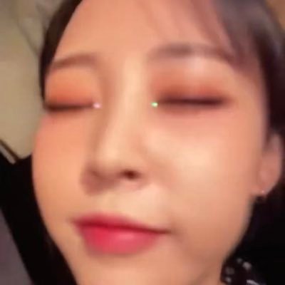 moonddubu's profile picture. it’s all mamamoo reposts sorry