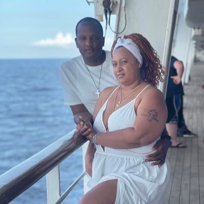 Queen22Young's profile picture. 