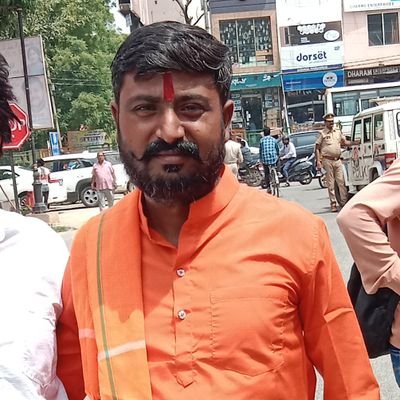 उपाध्यक्ष
विश्व हिन्दू परिषद बजरंग दल
महानगर गाज़ियाबाद
पूर्व महानगर महामंत्री
महानगर ग़ाज़ियाबाद
करनी सेना ⚔⚔