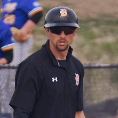 Head Baseball Coach at Doane University. Love God, family and baseball.