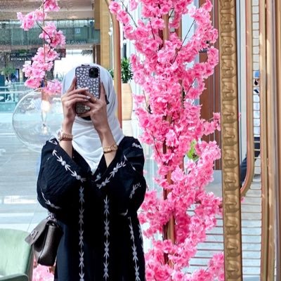 noor_m188's profile picture. ♉️May|20 كُن قِطعة مِن السلام.👩🏻‍💻