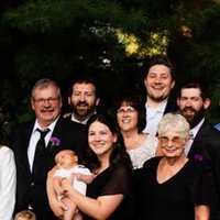 Uncle Hot Dog (@kilometrootto) Twitter profile photo