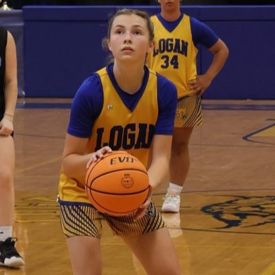 Logan High School⚽️🏀🎾/ #3 PG/5’4/4.2 GPA /@WVDream25/AddysonAmick@gmail.com/✝️