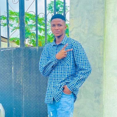 MrAbrahameneojo's profile picture. Arsenal||Futarian||30BG||Ronaldo||Crypto enthusiast||Ghostwriter||Bassist