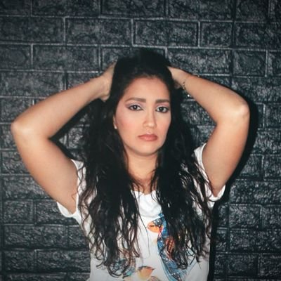 Cantante lírico y popular, amante del café con leche!. Unida a Hive 🙋🏻♀️... fundadora @marvalstudio y @hivemusic...