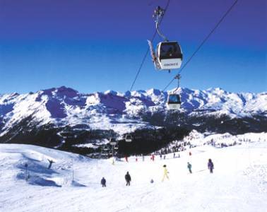 Everything about the Dolomite's Pearl...ski, snow and more...