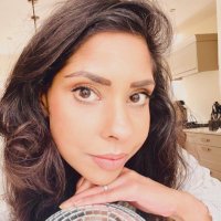 Maha Khan(@earsandskiing) 's Twitter Profile Photo