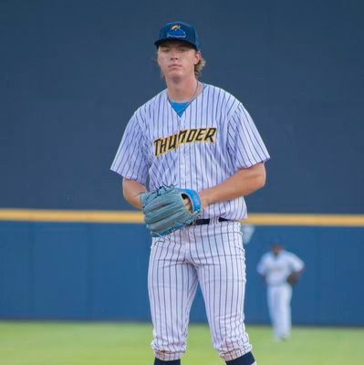 Evansville otters Right handed pitcher