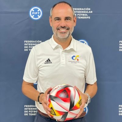 Entrenador de fútbol.
Farmacéutico
Seleccionador de la FIFT y Federación Canaria de Fútbol