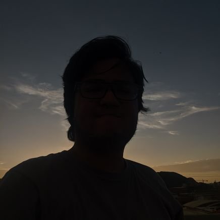 Twitter me bloqueó la otra cuenta...
Me encanta la cerveza y la fotografía.
