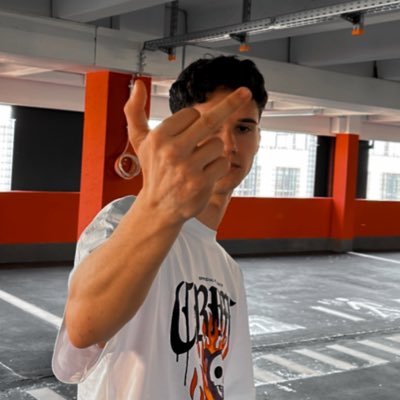 PeakyOffiziell's profile picture. "We don't play Casino." | Gevestigd in Amsterdam. | CC: OGPEAKY
